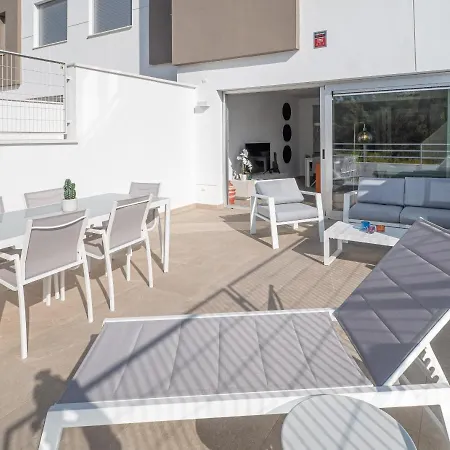 Holiday home Green Golf 2347